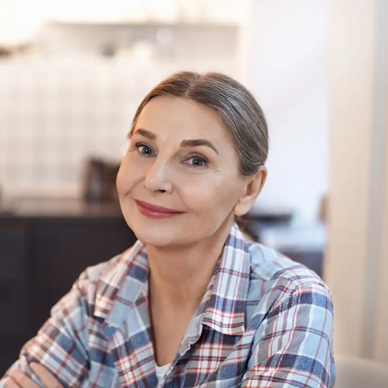 Portrait of Jessica, a verified BreathiZen buyer